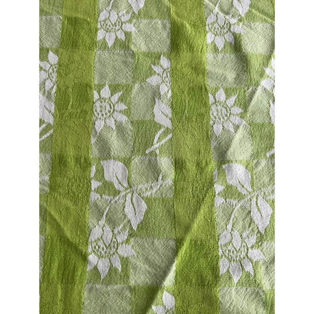 Round Tablecloth Bright Green Checkered Sun Flowers 100% Cotton